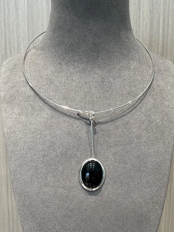 925 Silver Minimalist White Mother of Pearl Pendant Collar