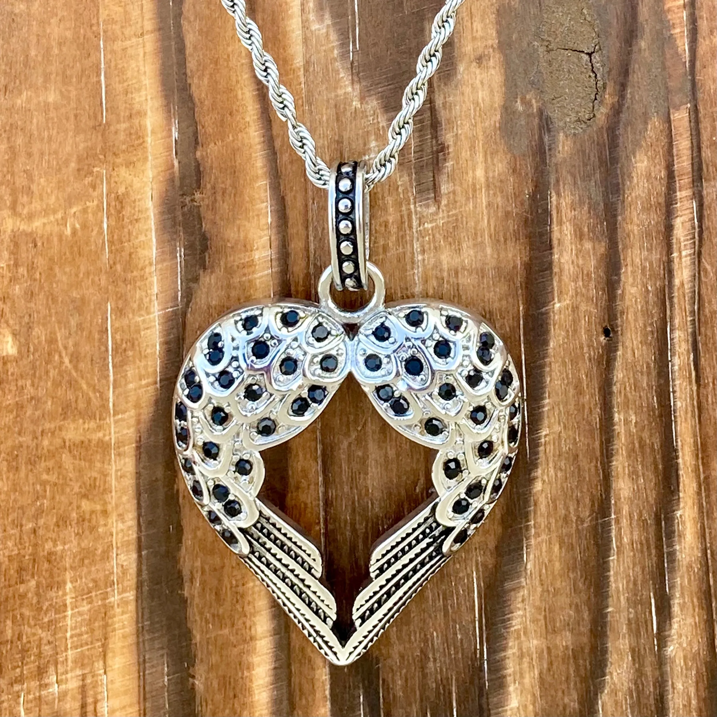Angel Heart Wings Pendant - Bling Wings Black Stone - Rope Necklace or Omega - LAP029