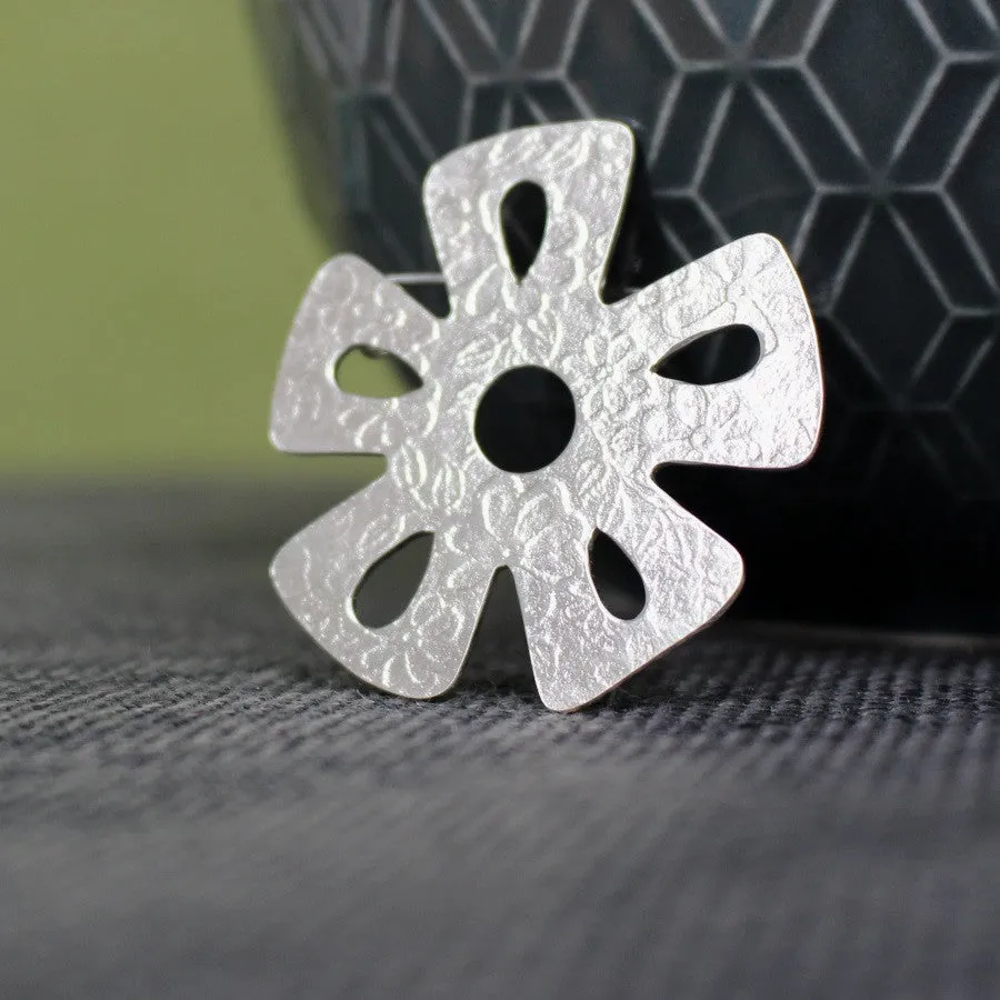 Daisy Brooch