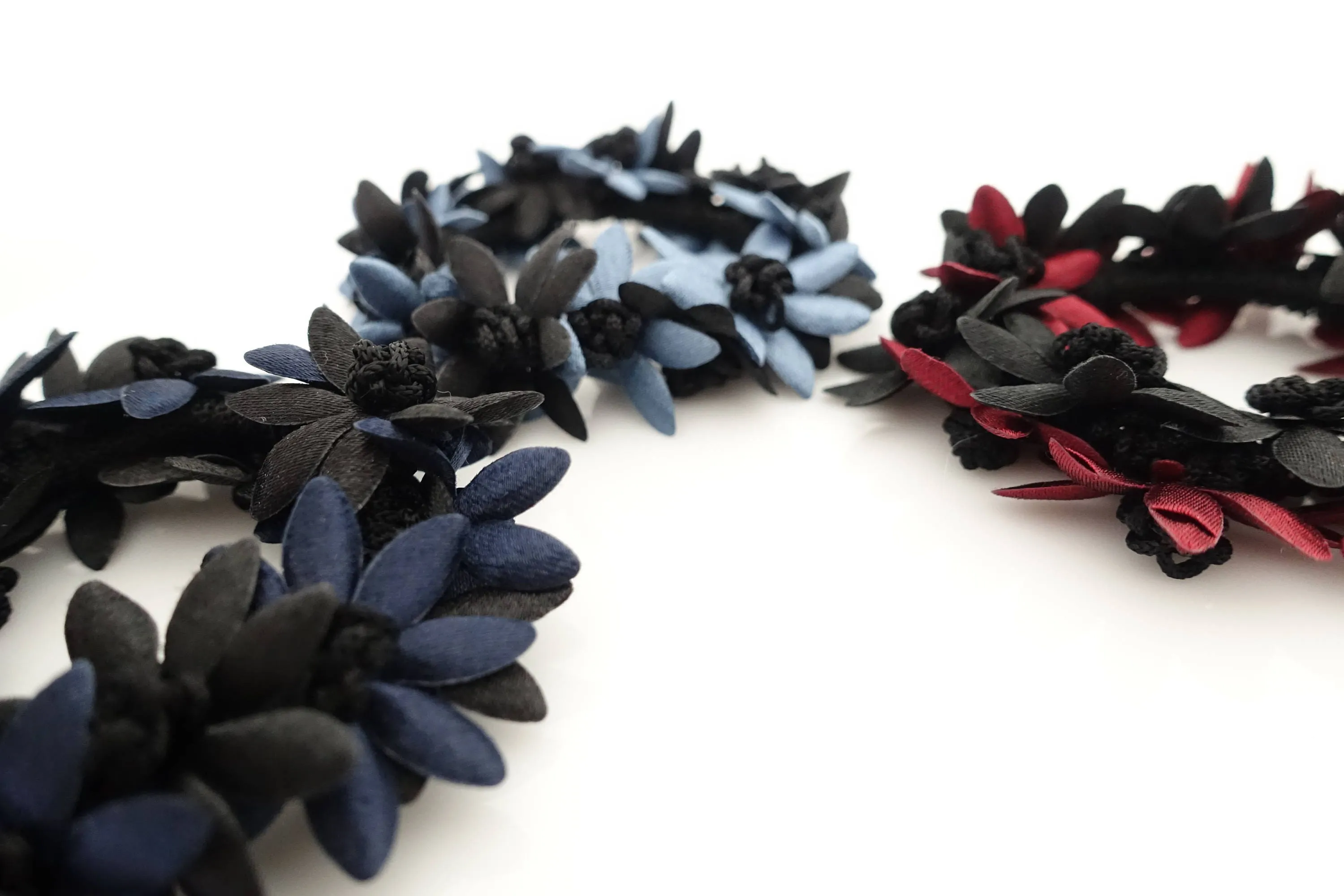 flower petal ponytail holder Two Tone Flower Petal Decorated Crochet Wrapped Hair Elastic hair tie women hair accessory