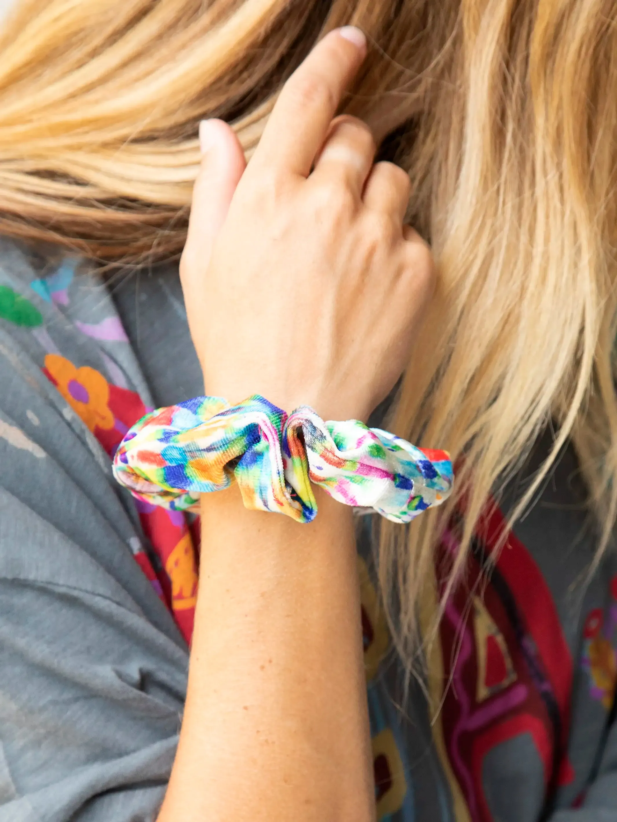 Hideaway Scrunchie - Fuchsia Marigold Tie-Dye