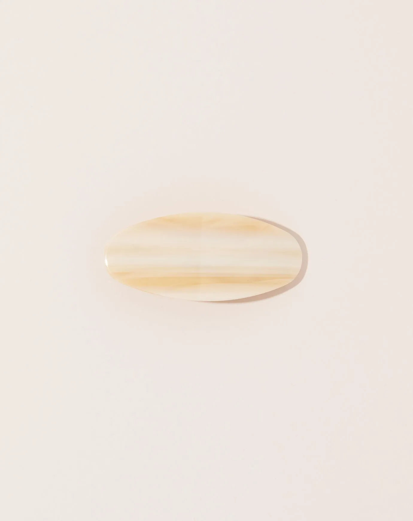 Jumbo Oval Clip in Alabaster