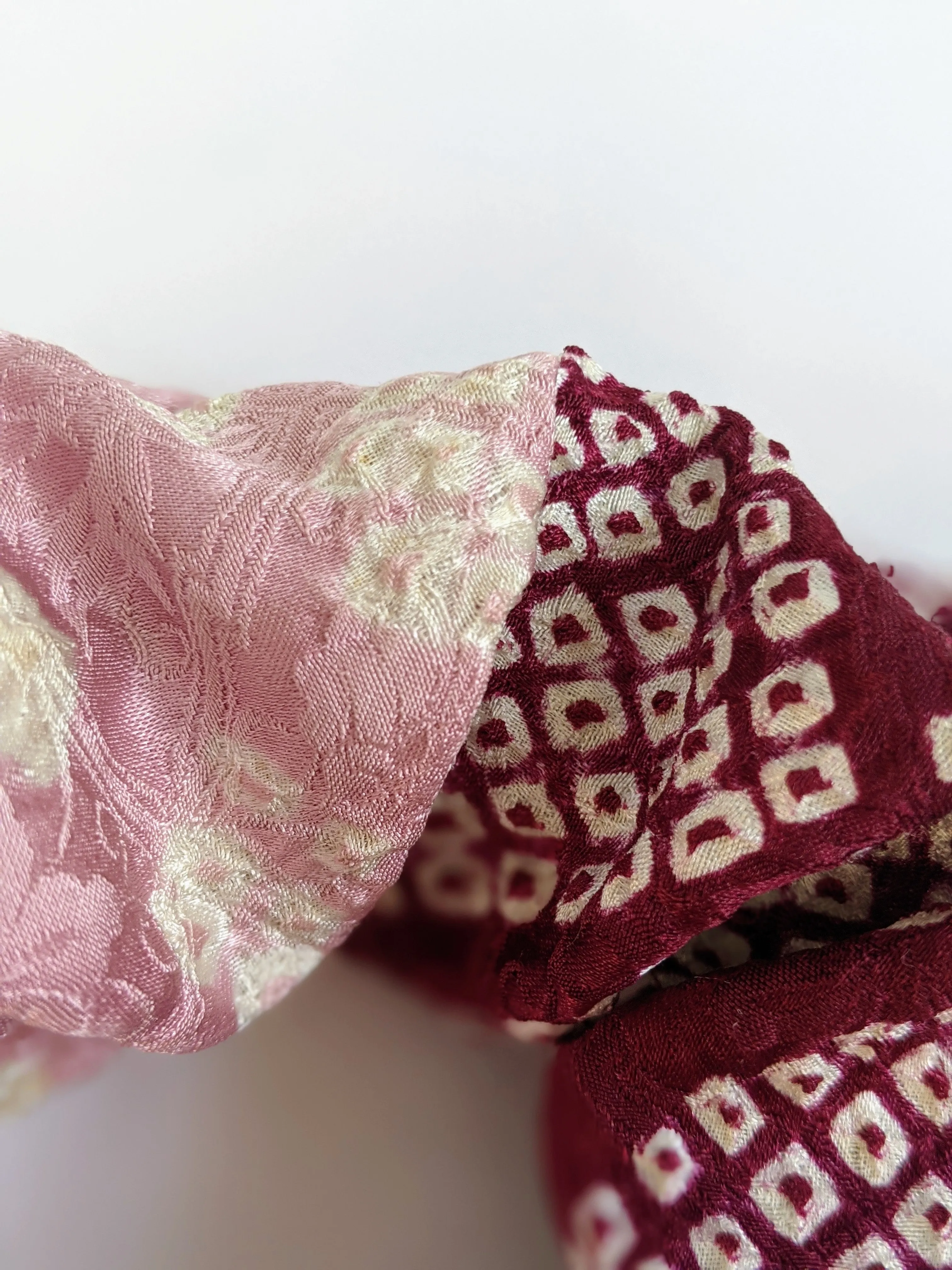 Shibori Silk Scrunchie - pink mix