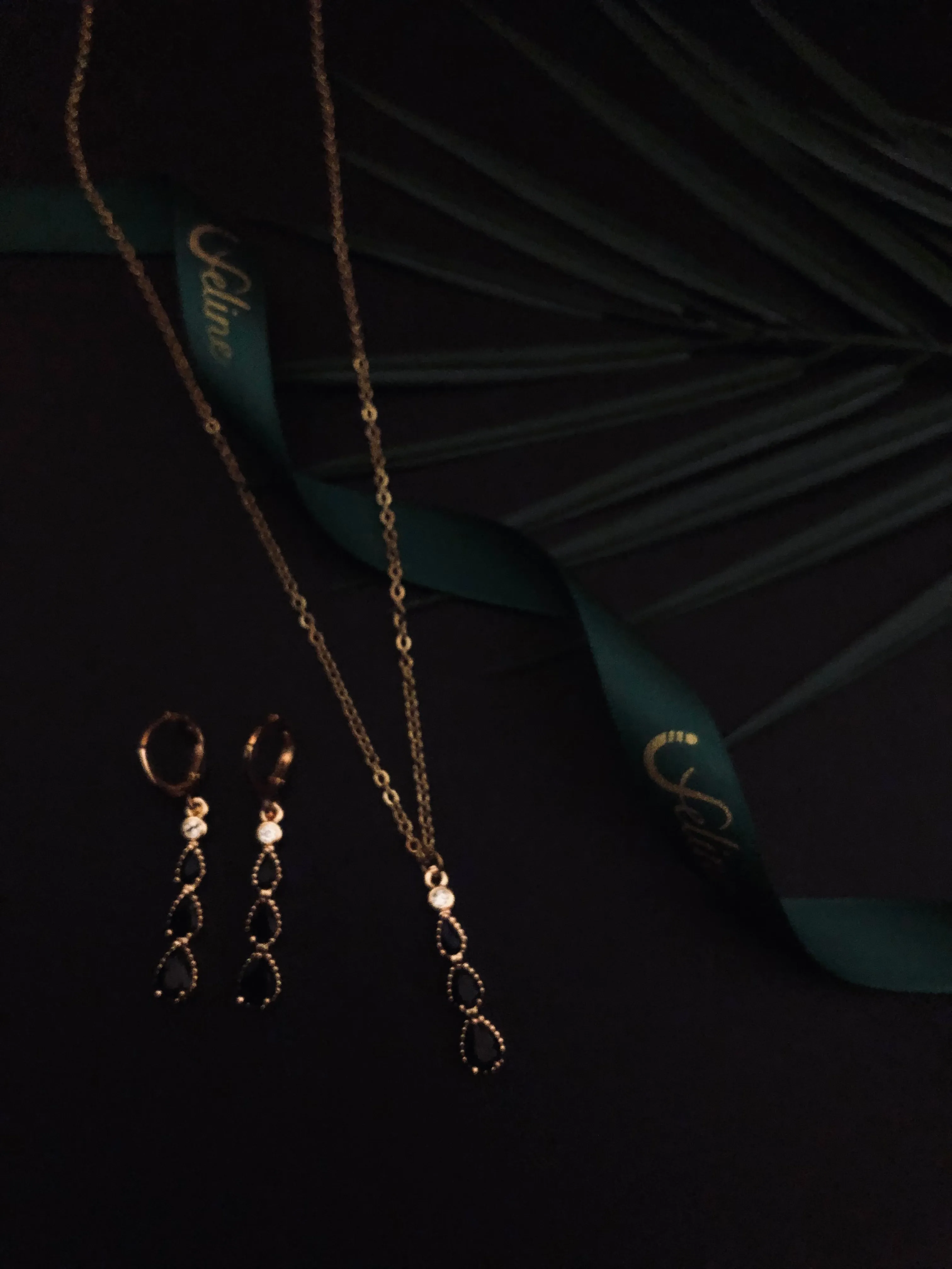 Soledad Tear Drop Set