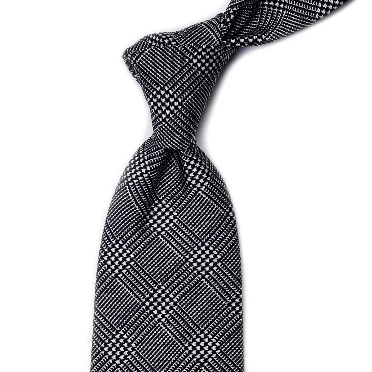 Sovereign Grade Black Prince of Wales Check, 160 CM