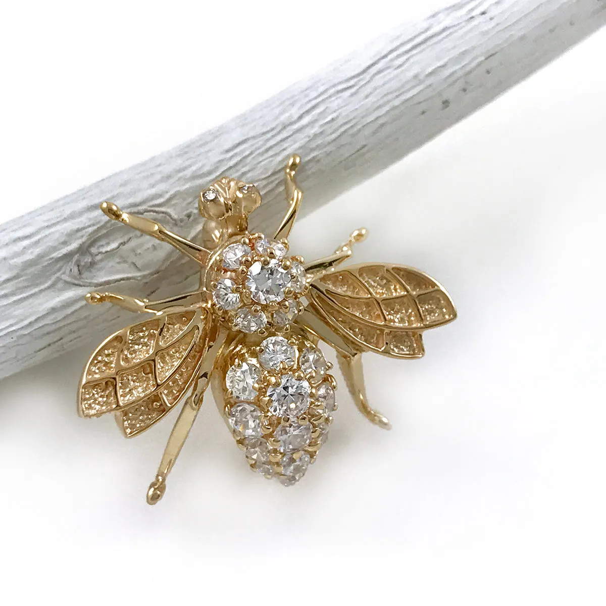 Vintage 14k Yellow Gold Honey Bee Brooch/Pin with Cubic Zirconia Eyes and Body